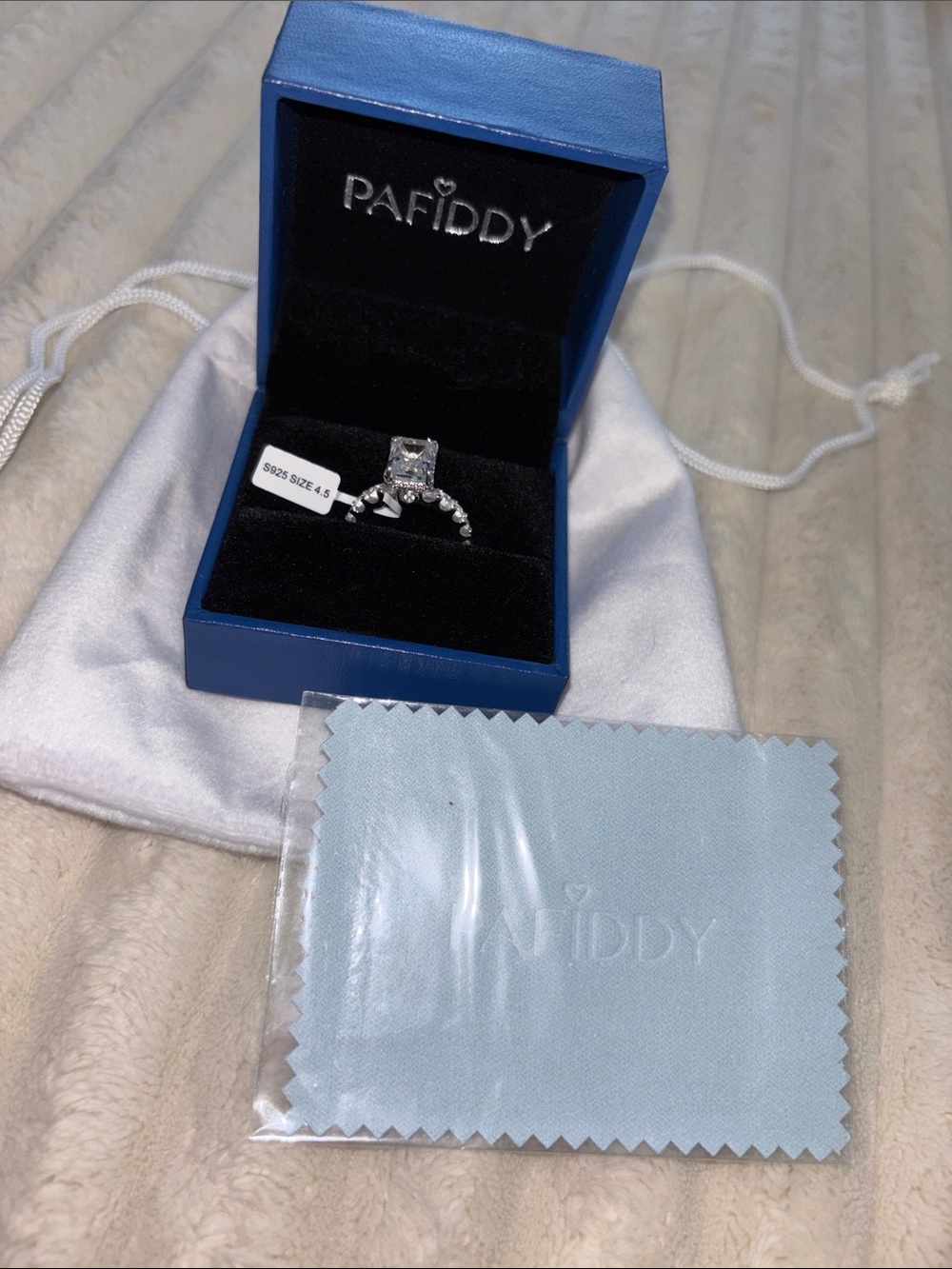 PAFIDDY 3CT engagement ring